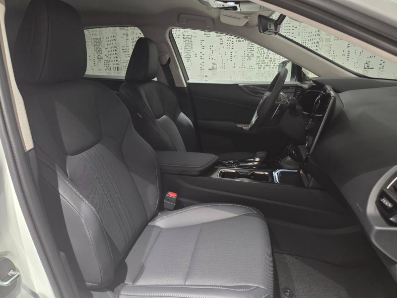 agency.seo.links.detann.title LEXUS NX d’occasion à vendre à AUBIÈRE chez ARVERNE (Photo 13)