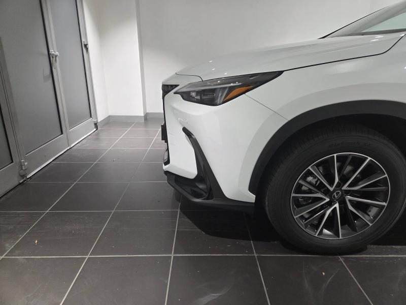 agency.seo.links.detann.title LEXUS NX d’occasion à vendre à AUBIÈRE chez ARVERNE (Photo 19)