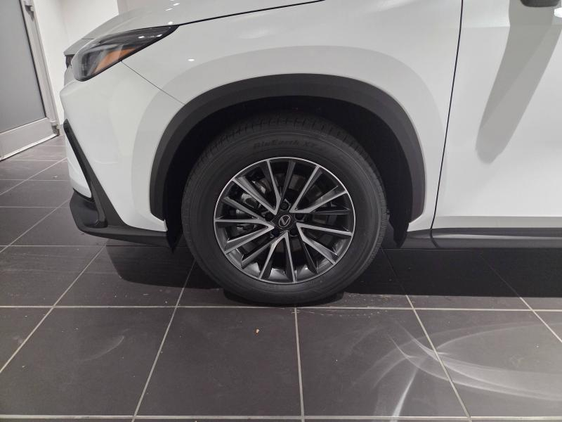 agency.seo.links.detann.title LEXUS NX d’occasion à vendre à AUBIÈRE chez ARVERNE (Photo 20)