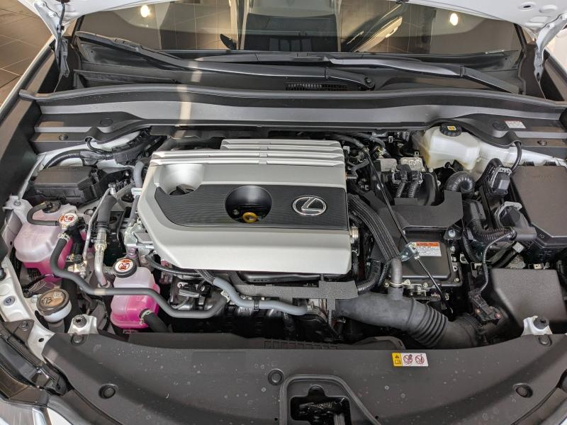 LEXUS UX d’occasion à vendre à AUBIÈRE chez ARVERNE (Photo 18)