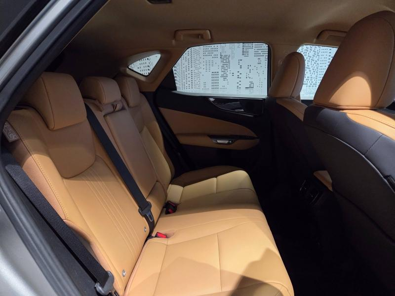 LEXUS NX d’occasion à vendre à AUBIÈRE chez ARVERNE (Photo 12)