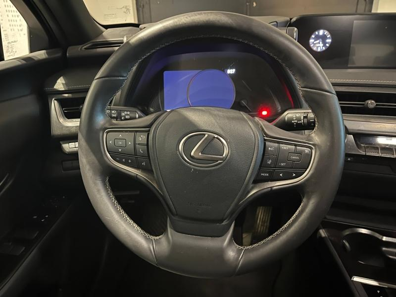 LEXUS UX d’occasion à vendre à AUBIÈRE chez ARVERNE (Photo 15)