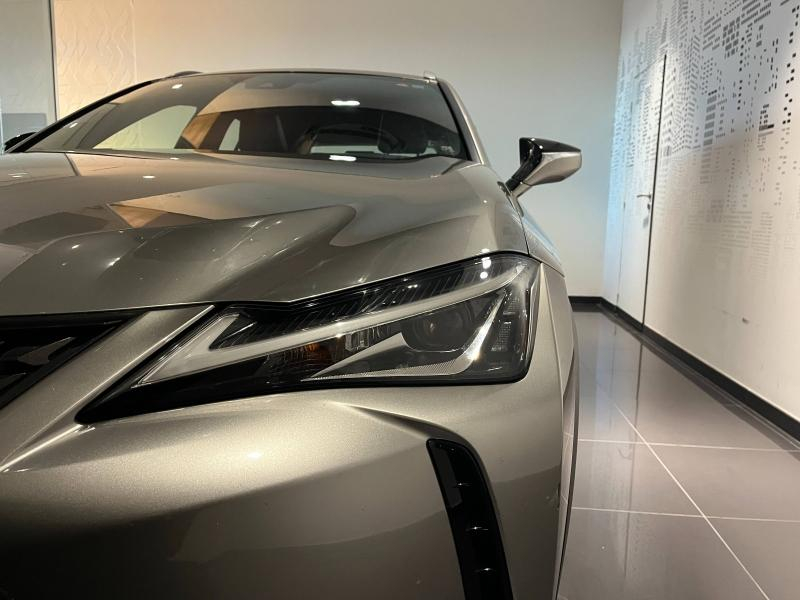 LEXUS UX d’occasion à vendre à AUBIÈRE chez ARVERNE (Photo 16)