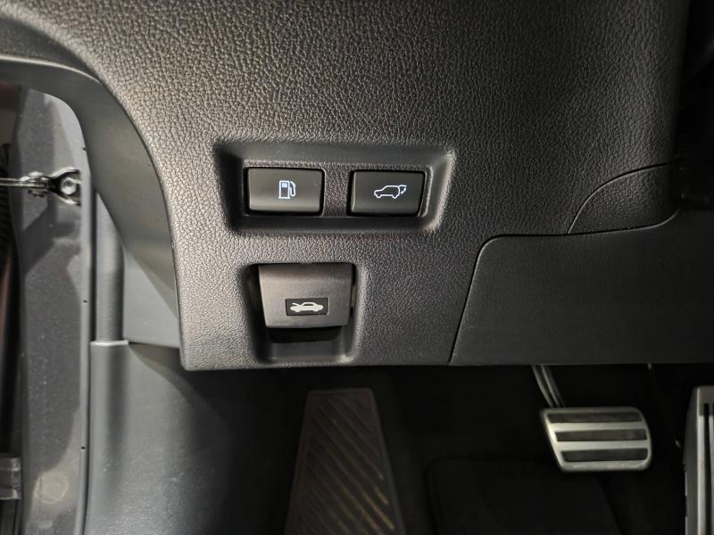 LEXUS UX d’occasion à vendre à AUBIÈRE chez ARVERNE (Photo 10)