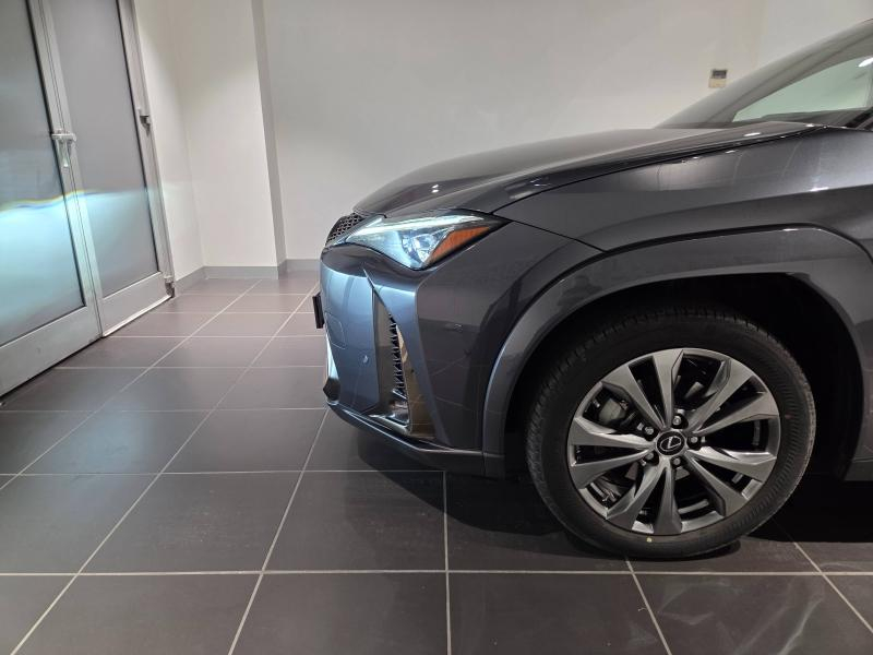 LEXUS UX d’occasion à vendre à AUBIÈRE chez ARVERNE (Photo 20)