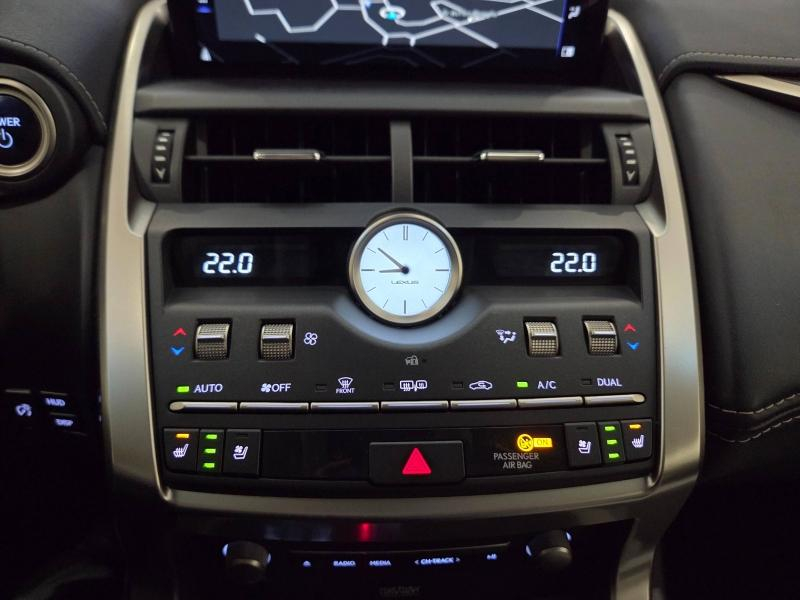 LEXUS NX d’occasion à vendre à AUBIÈRE chez ARVERNE (Photo 7)