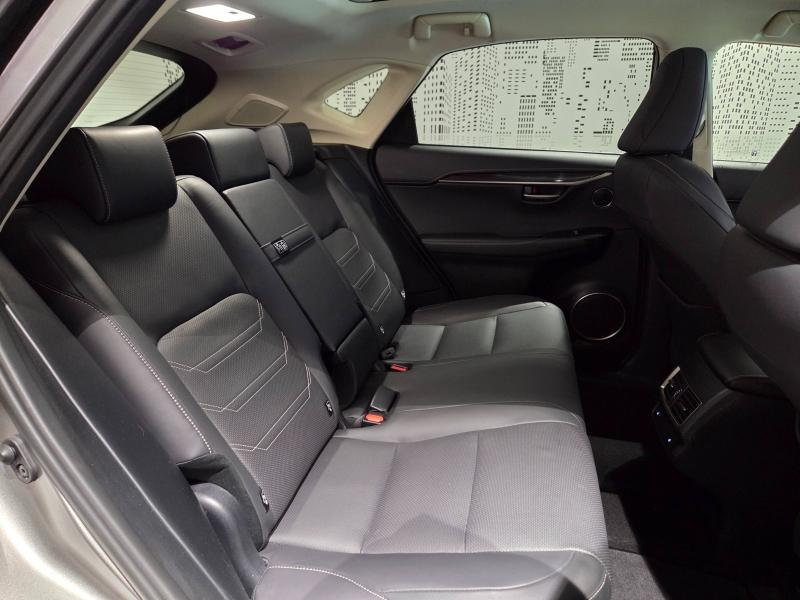 LEXUS NX d’occasion à vendre à AUBIÈRE chez ARVERNE (Photo 13)