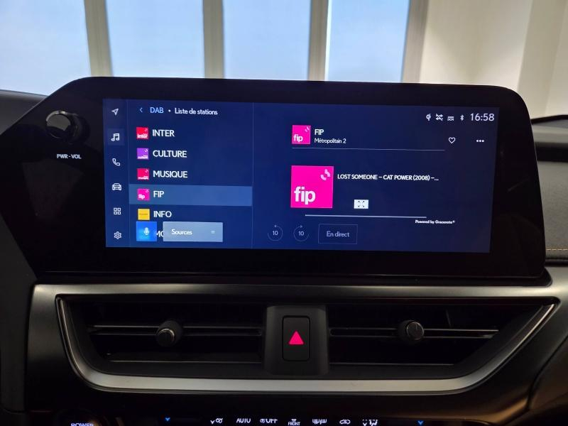 LEXUS UX d’occasion à vendre à AUBIÈRE chez ARVERNE (Photo 8)