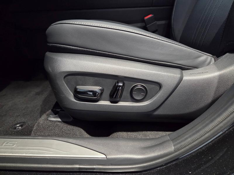 LEXUS NX d’occasion à vendre à AUBIÈRE chez ARVERNE (Photo 12)