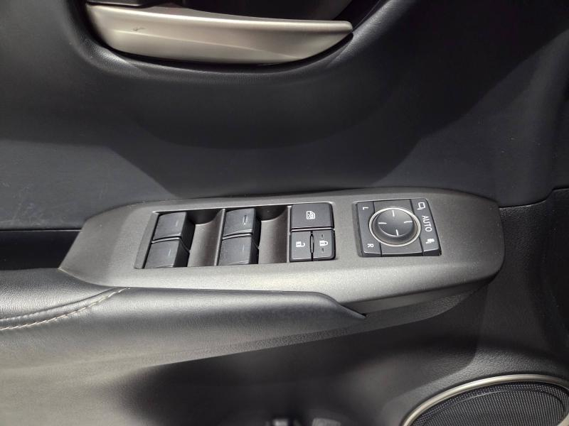 LEXUS NX d’occasion à vendre à AUBIÈRE chez ARVERNE (Photo 10)