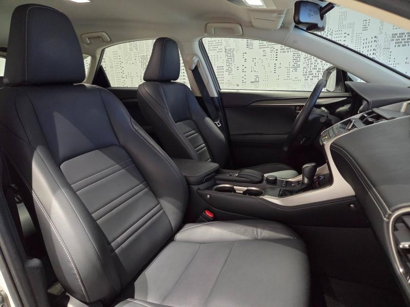 LEXUS NX d’occasion à vendre à AUBIÈRE chez ARVERNE (Photo 12)