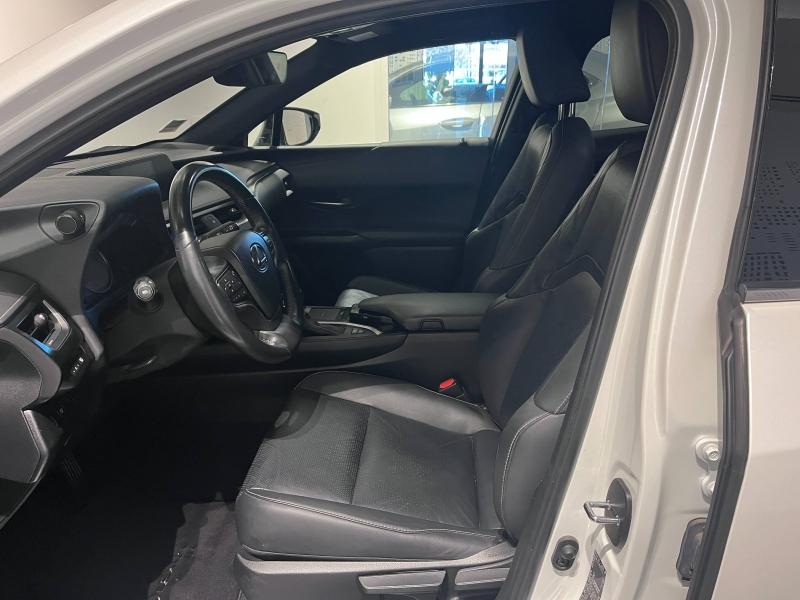 LEXUS UX d’occasion à vendre à AUBIÈRE chez ARVERNE (Photo 10)