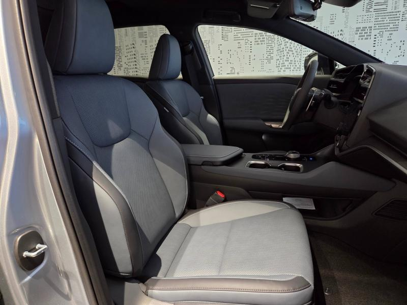 LEXUS RZ d’occasion à vendre à AUBIÈRE chez ARVERNE (Photo 13)