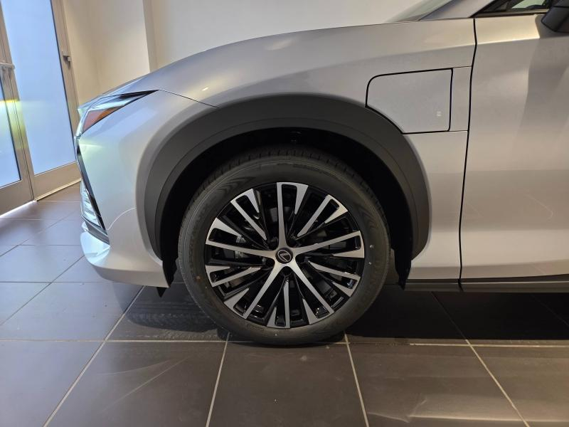 LEXUS RZ d’occasion à vendre à AUBIÈRE chez ARVERNE (Photo 20)