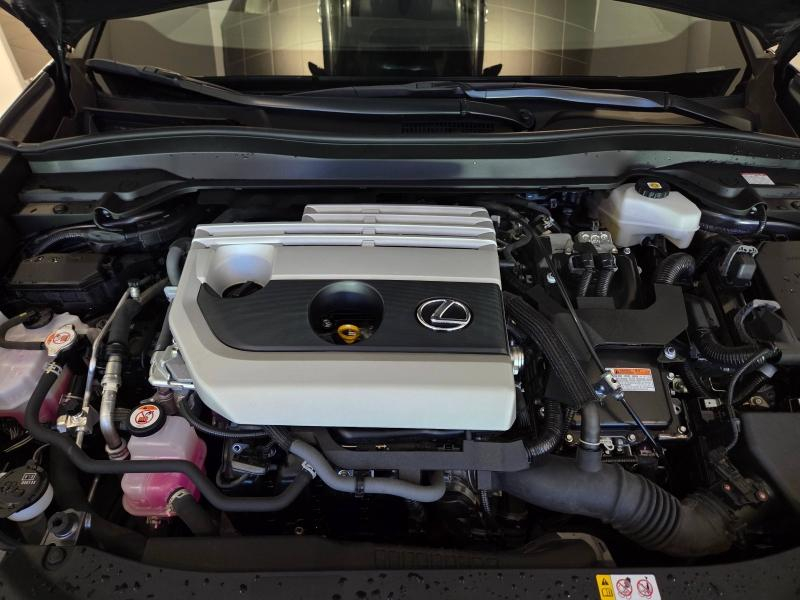 LEXUS UX d’occasion à vendre à AUBIÈRE chez ARVERNE (Photo 18)