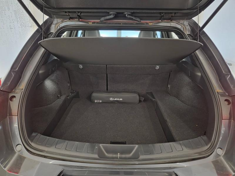 LEXUS UX d’occasion à vendre à AUBIÈRE chez ARVERNE (Photo 14)