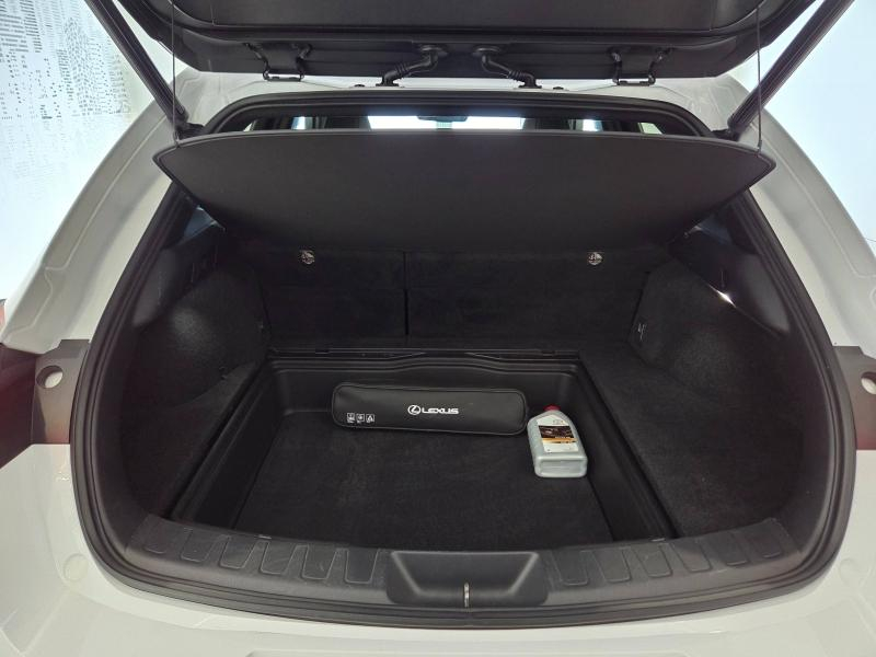 LEXUS UX d’occasion à vendre à AUBIÈRE chez ARVERNE (Photo 17)