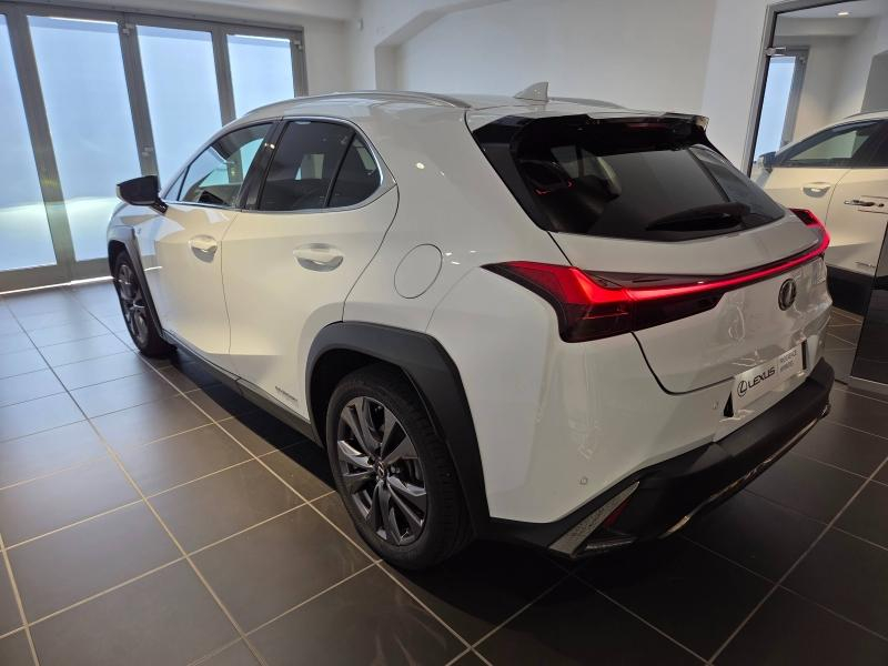 LEXUS UX d’occasion à vendre à AUBIÈRE chez ARVERNE (Photo 18)