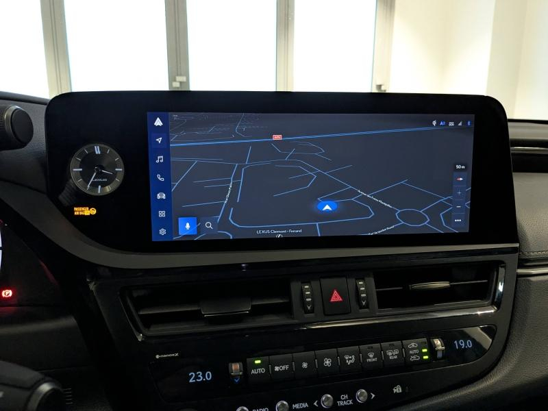 LEXUS ES d’occasion à vendre à AUBIÈRE chez ARVERNE (Photo 6)