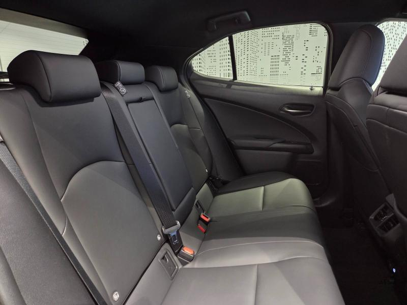 LEXUS UX d’occasion à vendre à AUBIÈRE chez ARVERNE (Photo 12)