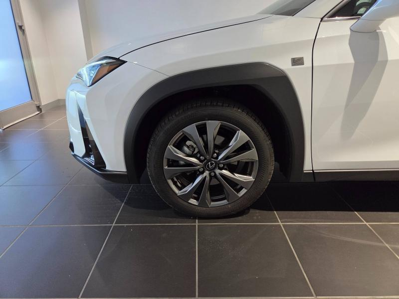 LEXUS UX d’occasion à vendre à AUBIÈRE chez ARVERNE (Photo 16)