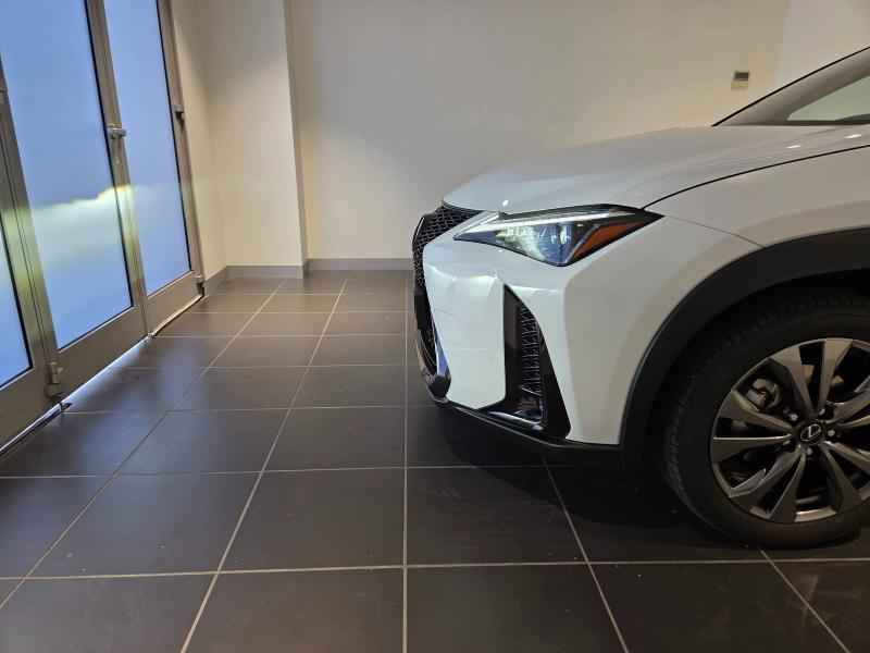 LEXUS UX d’occasion à vendre à AUBIÈRE chez ARVERNE (Photo 17)